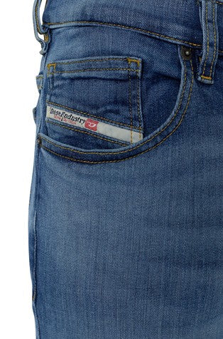 Stretch Denim Tapered Jeans for Everyday Comfort – James