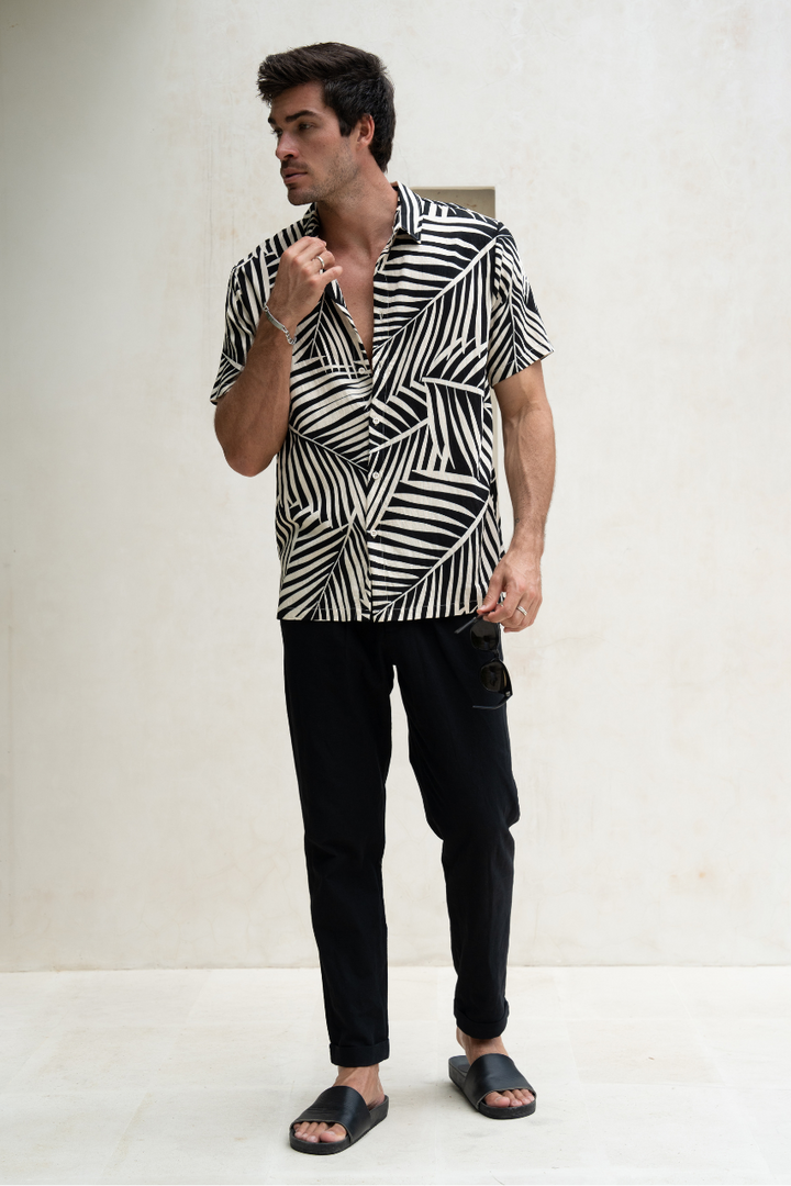 Breezy Palm Pattern Shirt - Perfect for Every Occasion!