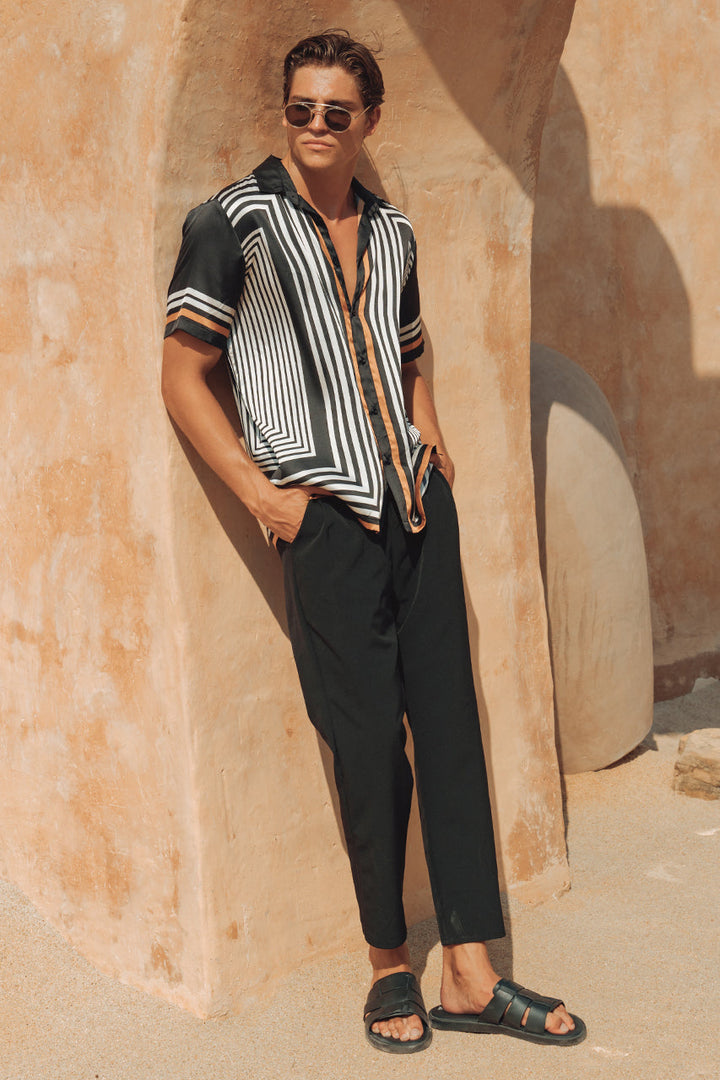 Abstract line pattern shirt